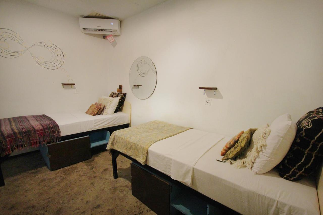 Tipsea Turtle Gili Air Hotel Екстериор снимка