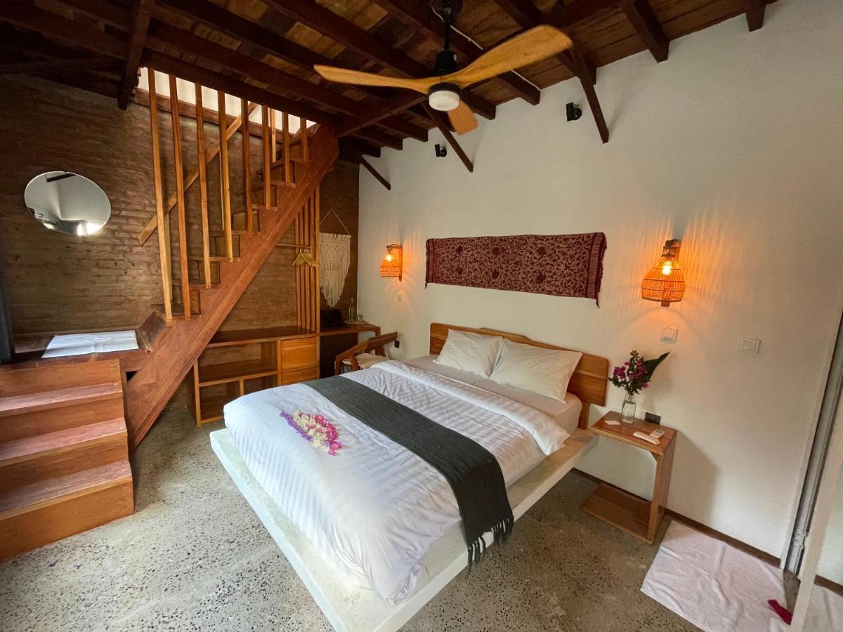 Tipsea Turtle Gili Air Hotel Екстериор снимка