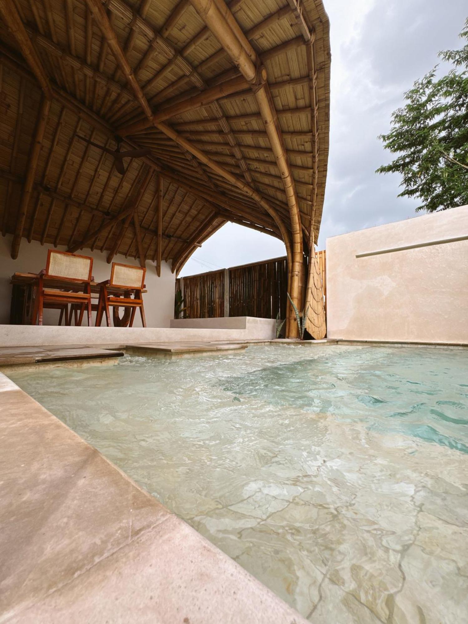 Tipsea Turtle Gili Air Hotel Екстериор снимка