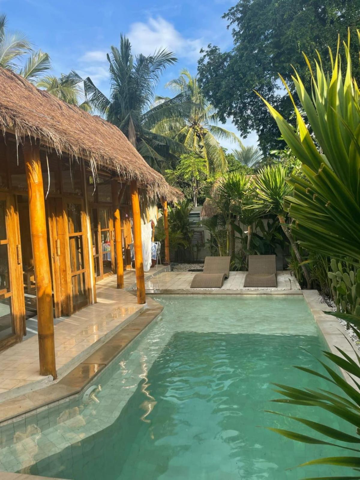 Tipsea Turtle Gili Air Hotel Екстериор снимка