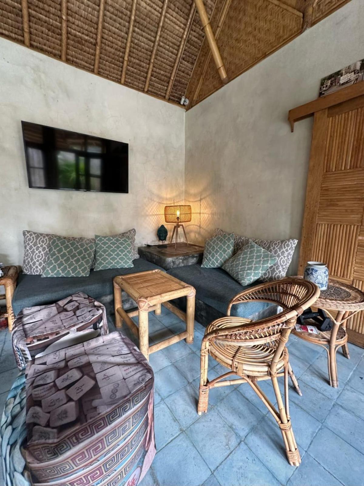 Tipsea Turtle Gili Air Hotel Екстериор снимка